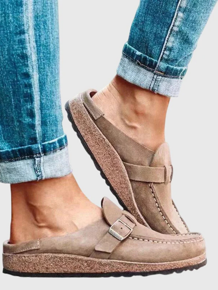 VALENCIA™ – SUEDE BUCKLE COMFORT CLOGS
