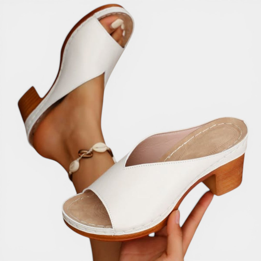 SARA™ - ORTHOPEDIC SPRING HEEL SANDALS